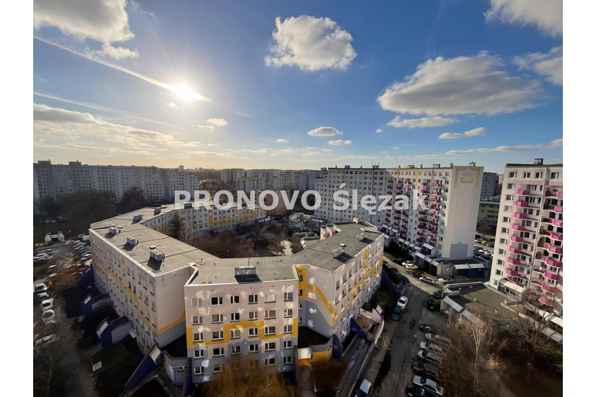 Wrocław, Kozanów, Sprzedam mieszkanie na 11 piętrze we Wrocławiu